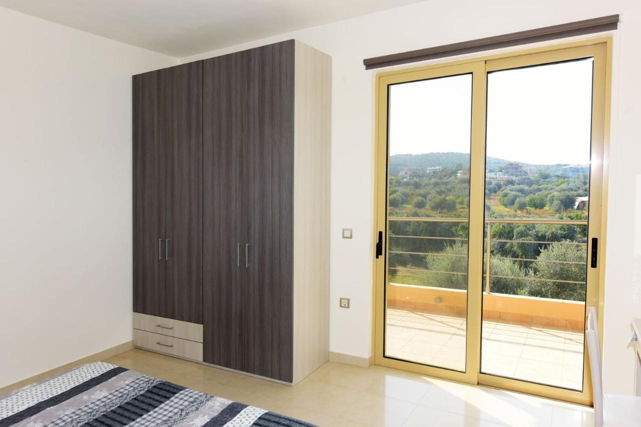 Stelia Luxury Apartments Kalavarda Exterior photo