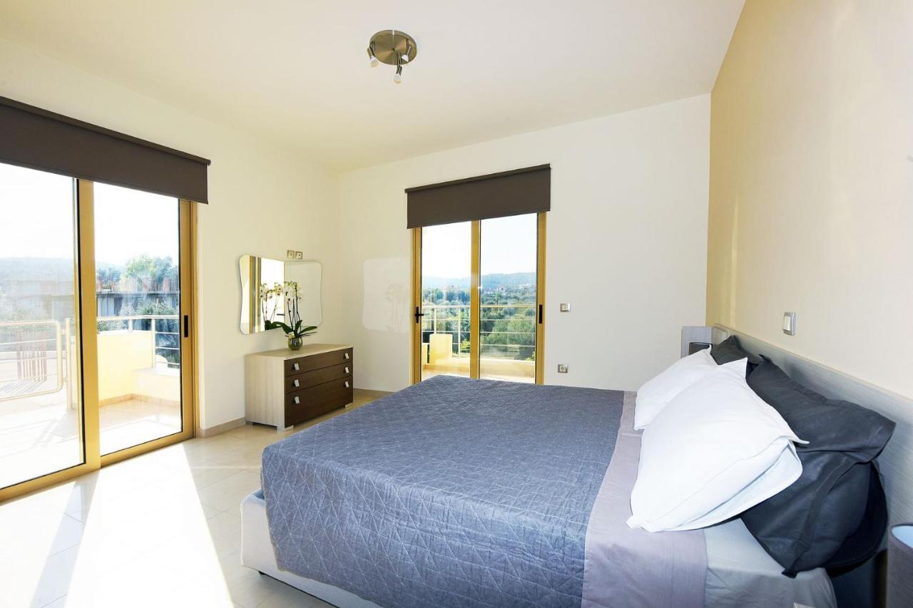 Stelia Luxury Apartments Kalavarda Exterior photo