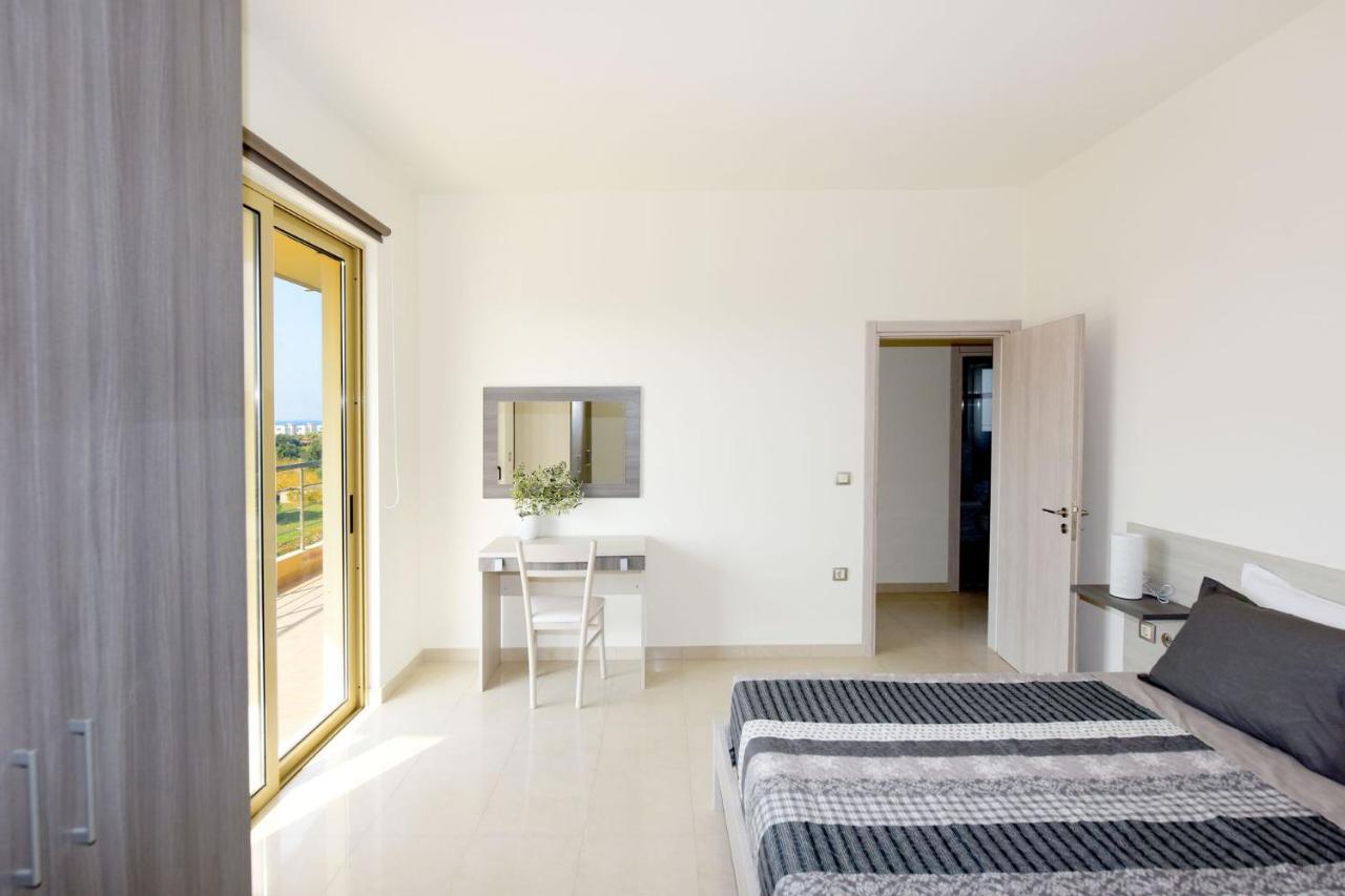 Stelia Luxury Apartments Kalavarda Exterior photo